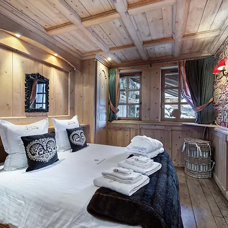 Montagnard A Rochebrune Avec Jacuzzi, Sauna, 6 Chambres, Proche Des Pistes, Accueil 12 Pers - Fr-1-569-37 Alpstuga *