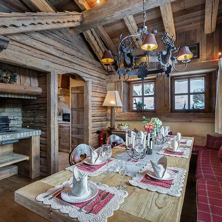 Chalet Montagnard à Rochebrune Avec Jacuzzi, Sauna, 6 Chambres, Proche Des Pistes, Accueil 12 Pers - Fr-1-569-37